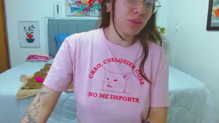 Lucia_s's Streamate show and profile