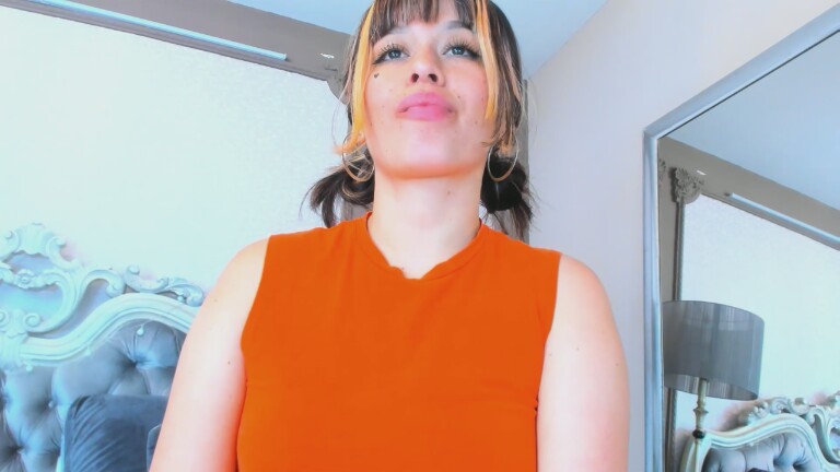 SiaSavach's Streamate show and profile