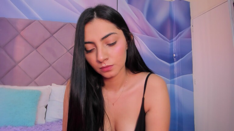 ViolletaRosse's Streamate show and profile