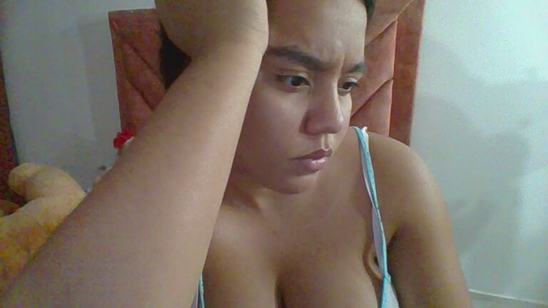 Lauradani's Streamate show and profile