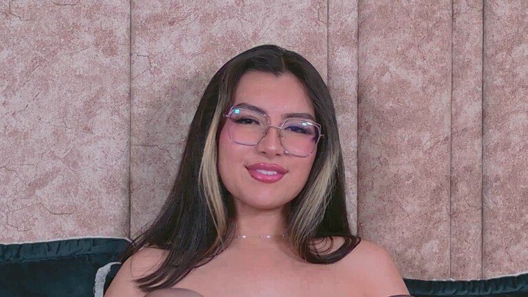 IsaRose's Streamate show and profile