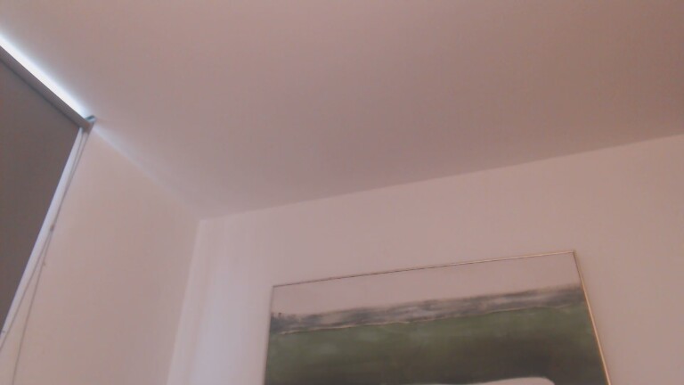 NiaMinogue's Streamate show and profile