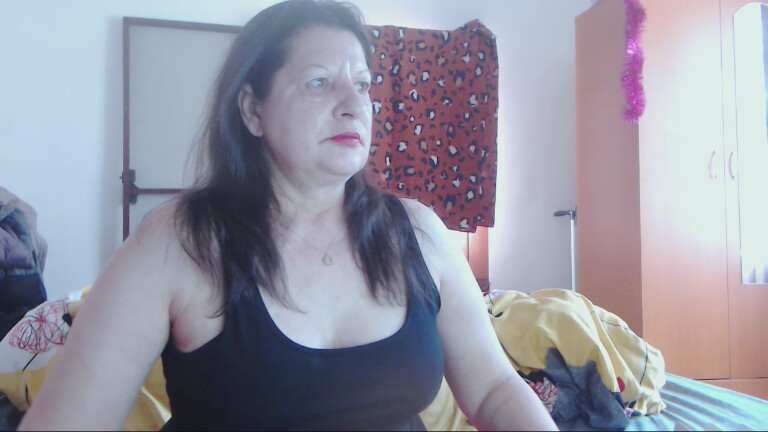 ExtasyMature's Streamate show and profile