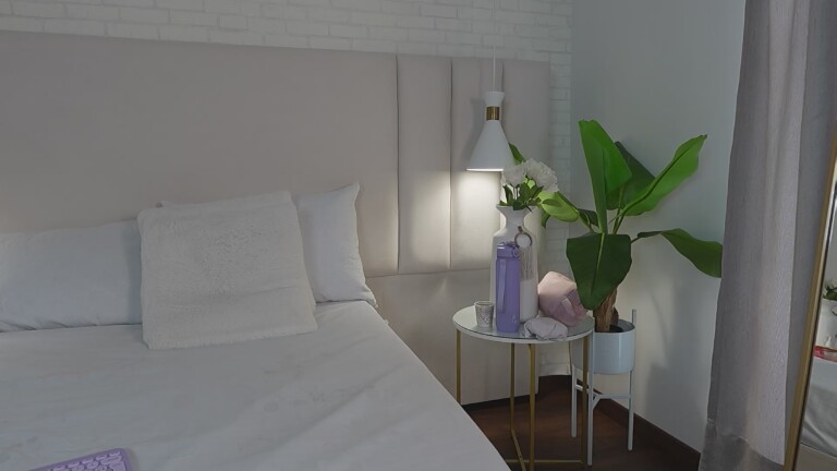 VictoriaJoliegb's Streamate show and profile