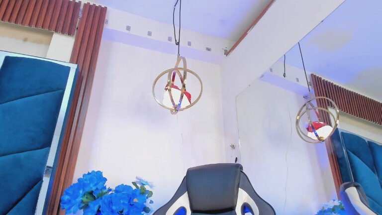 Juliii_Sweet's Streamate show and profile