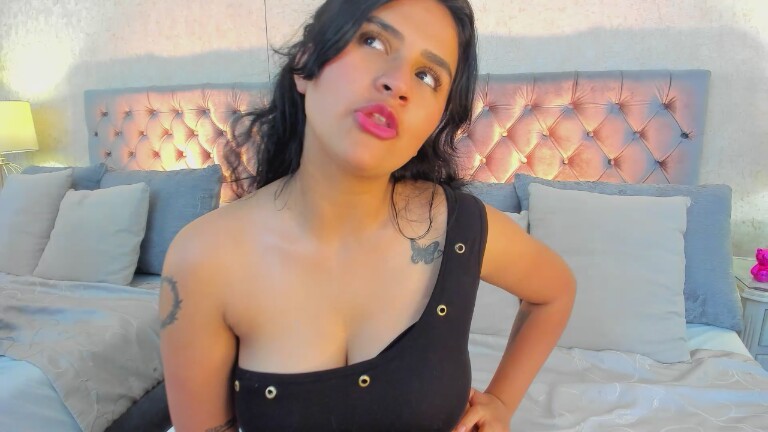 KarolGonzales's Streamate show and profile