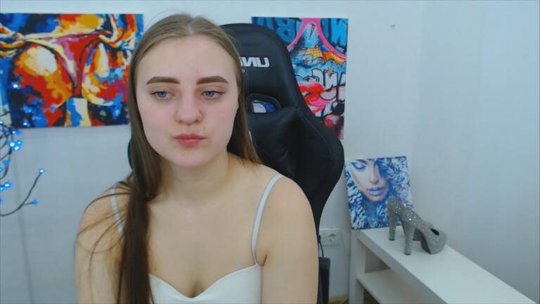 ArinaBelly's Streamate show and profile