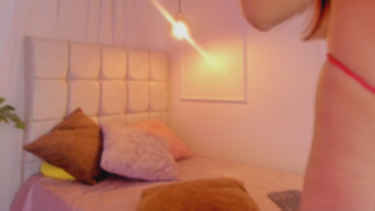 Crystal_W's Streamate show and profile