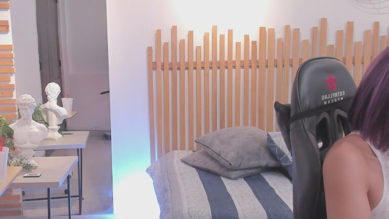 KristensClark's Streamate show and profile