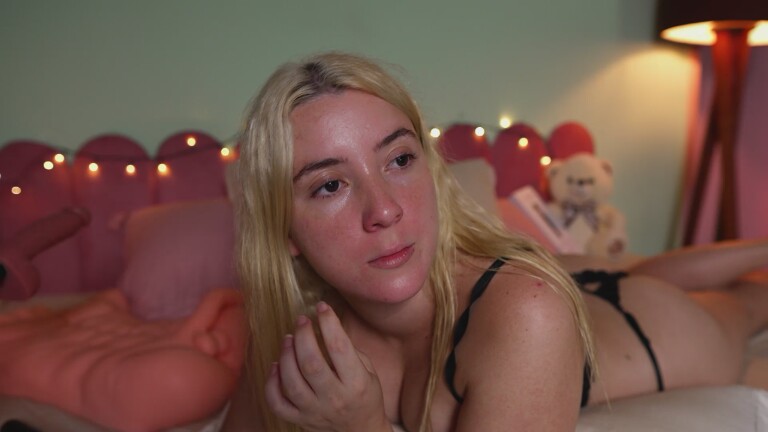 Claricemayor's Streamate show and profile