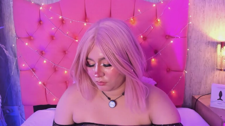 SakuraDilucas's Streamate show and profile