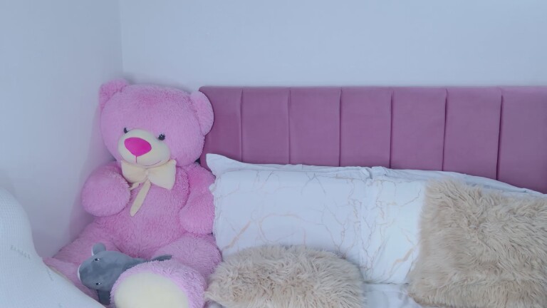 KarinaGoldman's Streamate show and profile