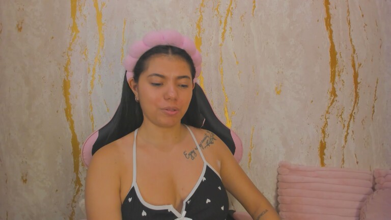 ElizabethRivera's Streamate show and profile