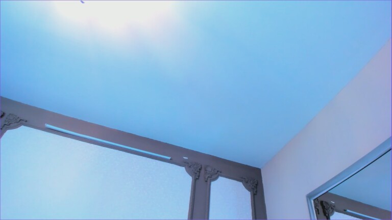 SiaSavach's Streamate show and profile