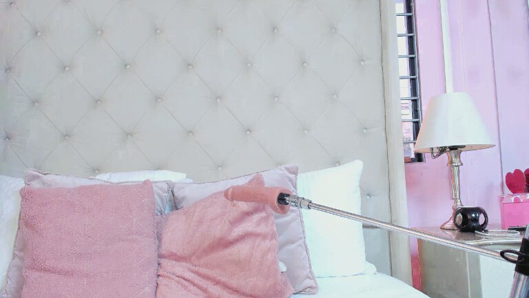 ScarlettLeBlanc's Streamate show and profile