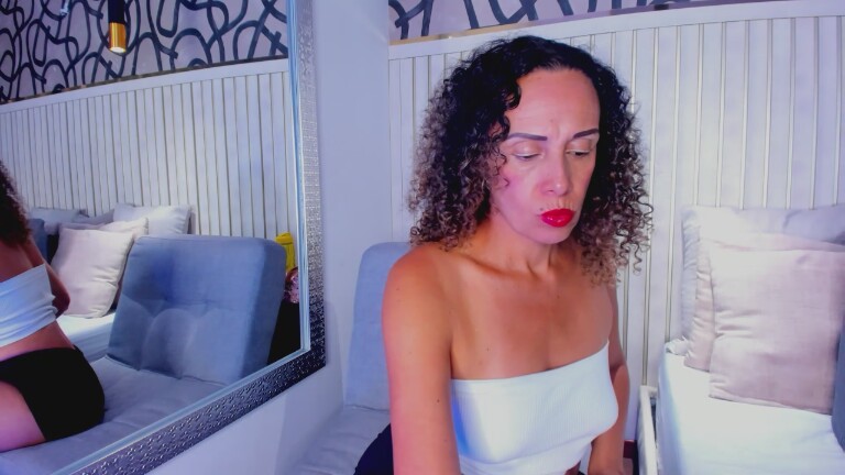 AliciaMonroee's Streamate show and profile