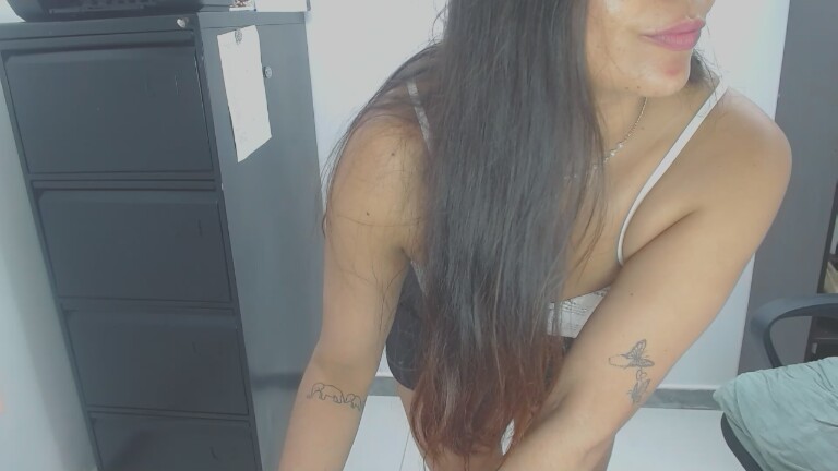 LunaDumont's Streamate show and profile