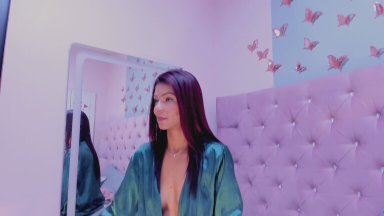 Hannapetit29's Streamate show and profile