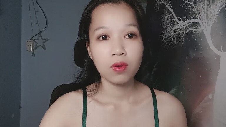 Bellaa69's Streamate show and profile