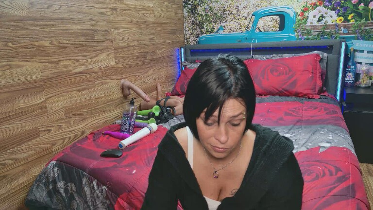 thesexymilf22's Streamate show and profile