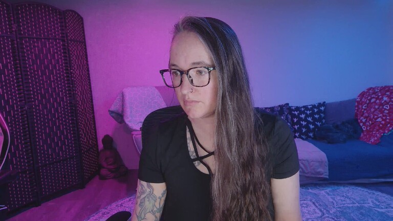 FoxyFarrah's Streamate show and profile