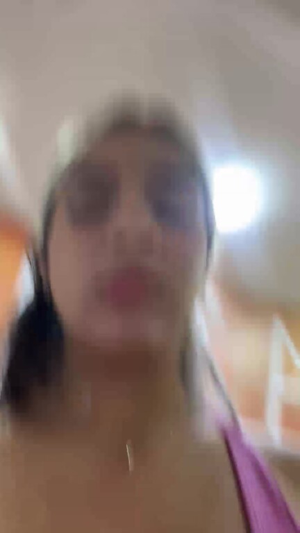 AuraSousa's Streamate show and profile