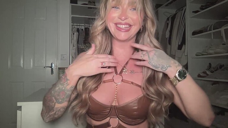 Bellalalita26's Streamate show and profile