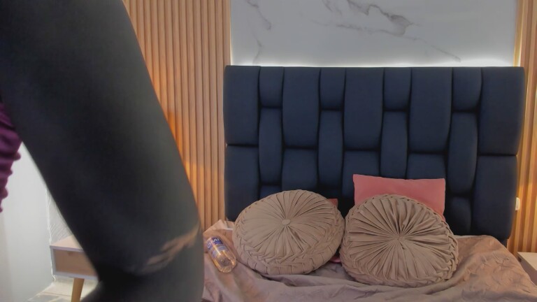 LennaVoss's Streamate show and profile