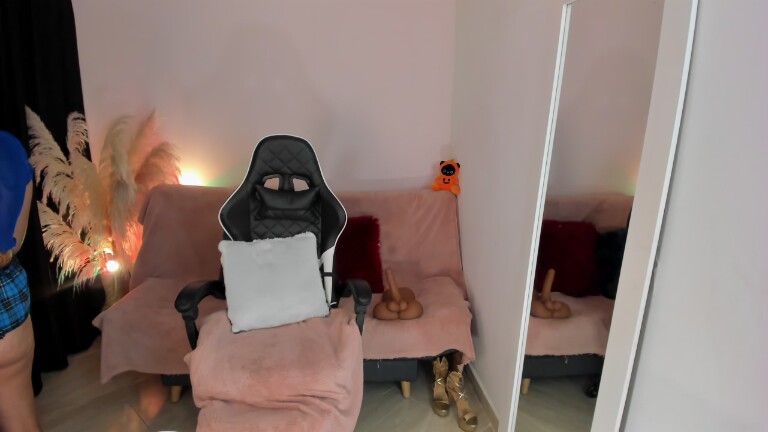 NatalieSaenz29's Streamate show and profile