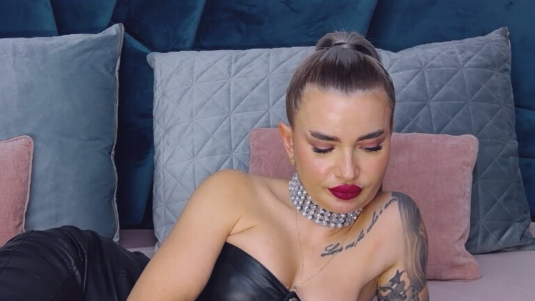 AmiraBelle's Streamate show and profile