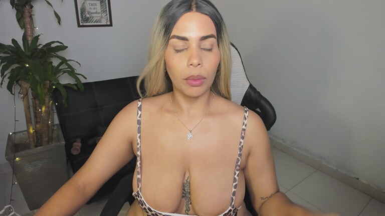 Alysaaann's Streamate show and profile