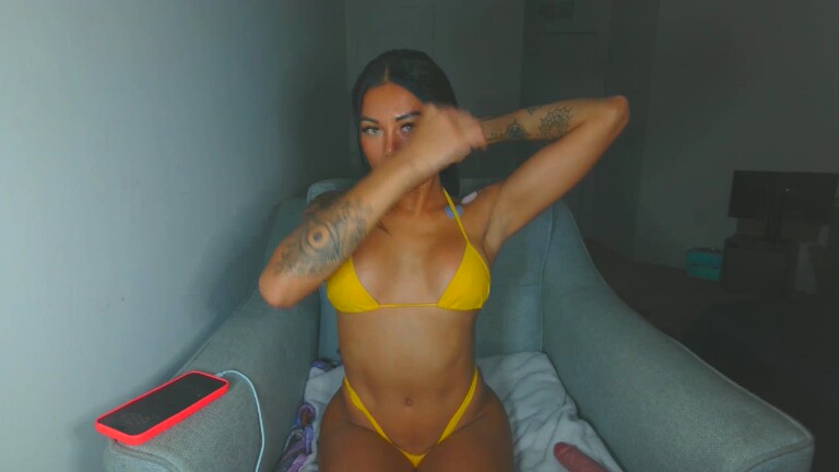 ExoticArya's Streamate show and profile