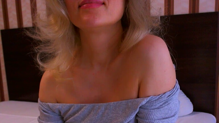 xShineLanax's Streamate show and profile