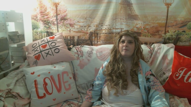 lovehollyann's Streamate show and profile