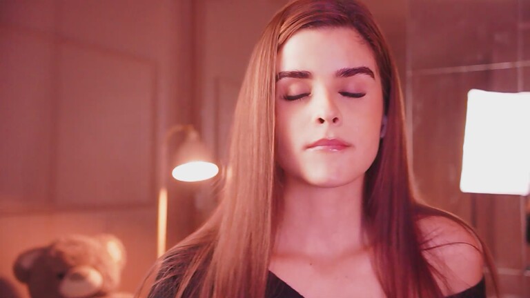 ParisHarper's Streamate show and profile