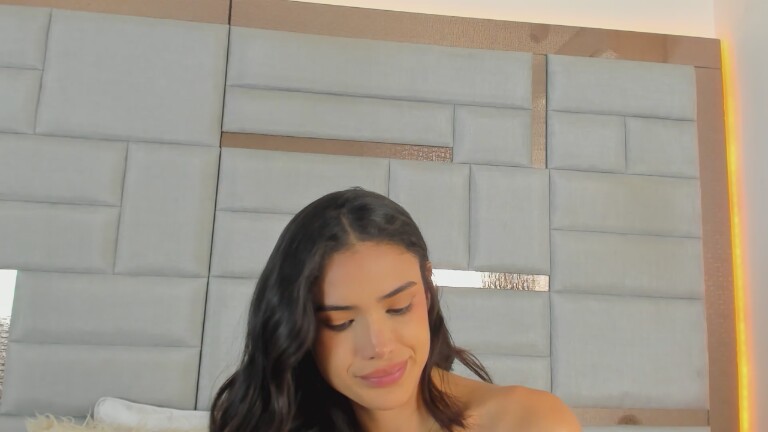 AlisonSantana's Streamate show and profile