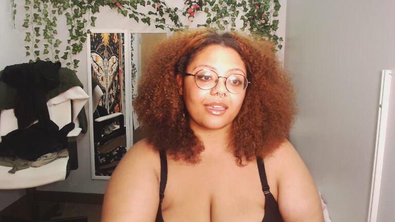 HolleyNicholes's Streamate show and profile