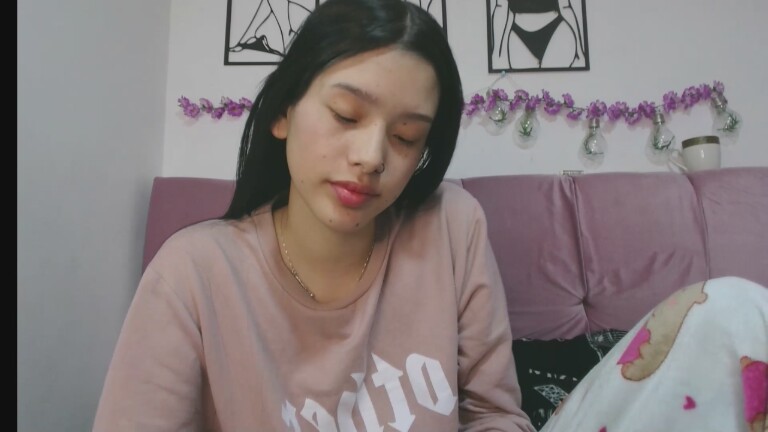 ZakuraPrincess's Streamate show and profile