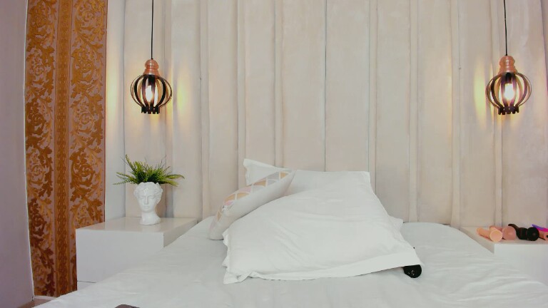 JulietaFontana's Streamate show and profile