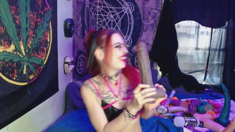 Miss_Poon69's Streamate show and profile