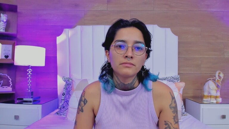 AmyRavens's Streamate show and profile