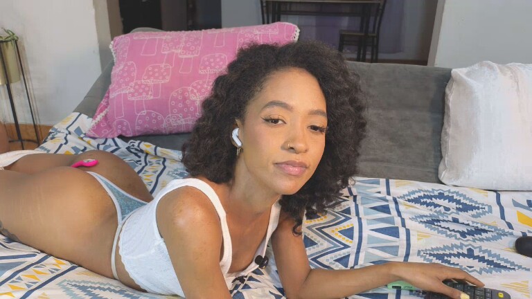 Julianita_Toro's Streamate show and profile