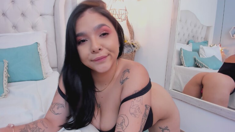 StephanieRamirez's Streamate show and profile