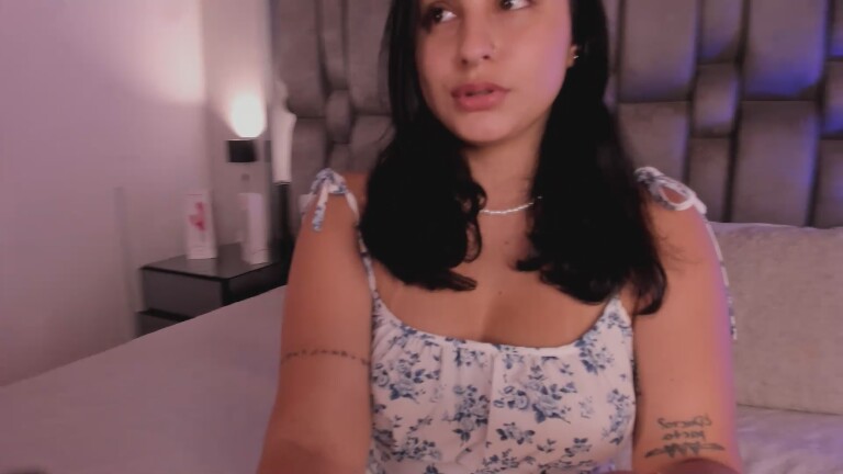 PrincessLuu's Streamate show and profile