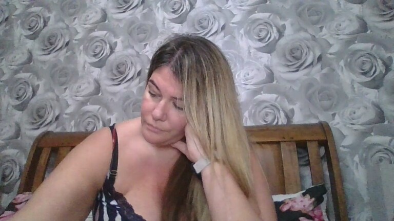 BabyCakesUK's Streamate show and profile