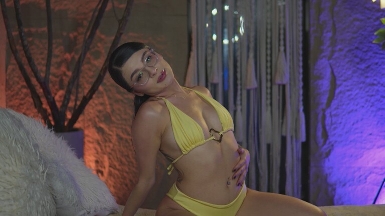 Miawiithe's Streamate show and profile