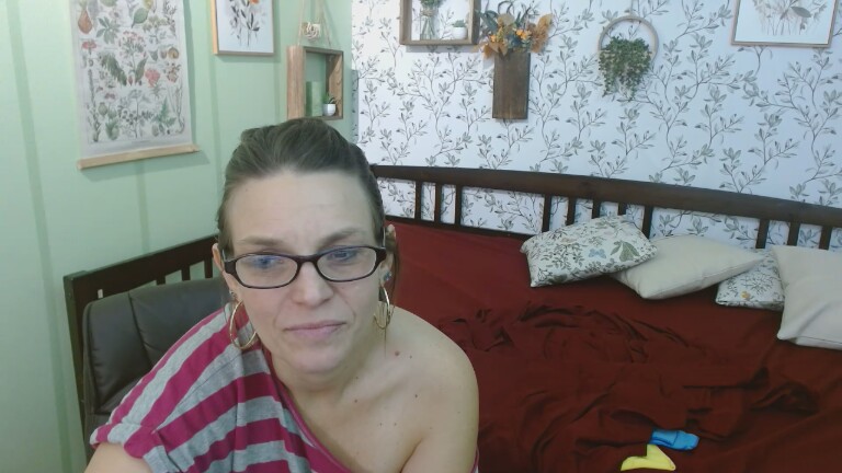 GeminiLoveXO's Streamate show and profile