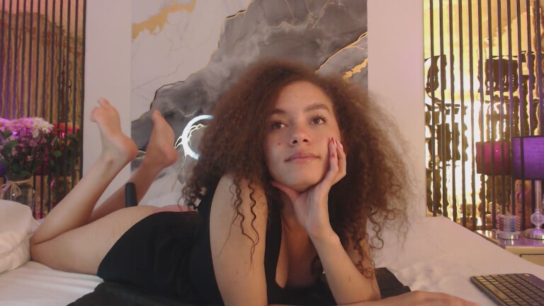 MiticaBrenner's Streamate show and profile