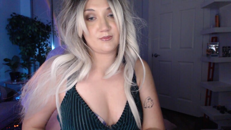 GoddessEmmy's Streamate show and profile