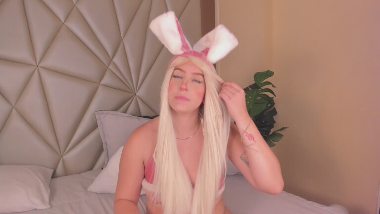 ravengravees's Streamate show and profile